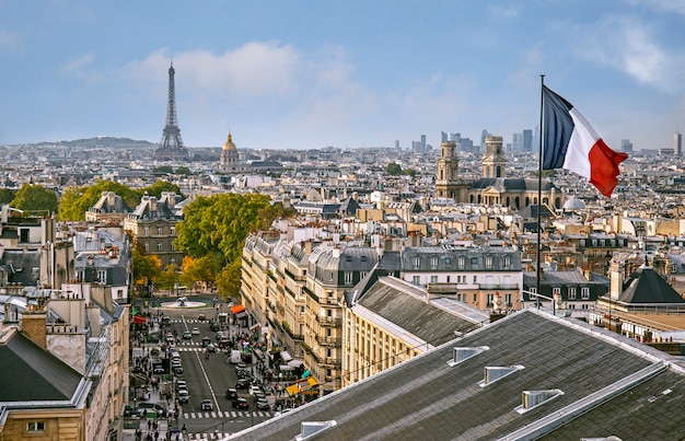 Foto panorámica de París desde la cima del Panteón en París, Francia