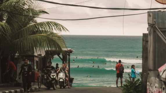 Surf in Bali