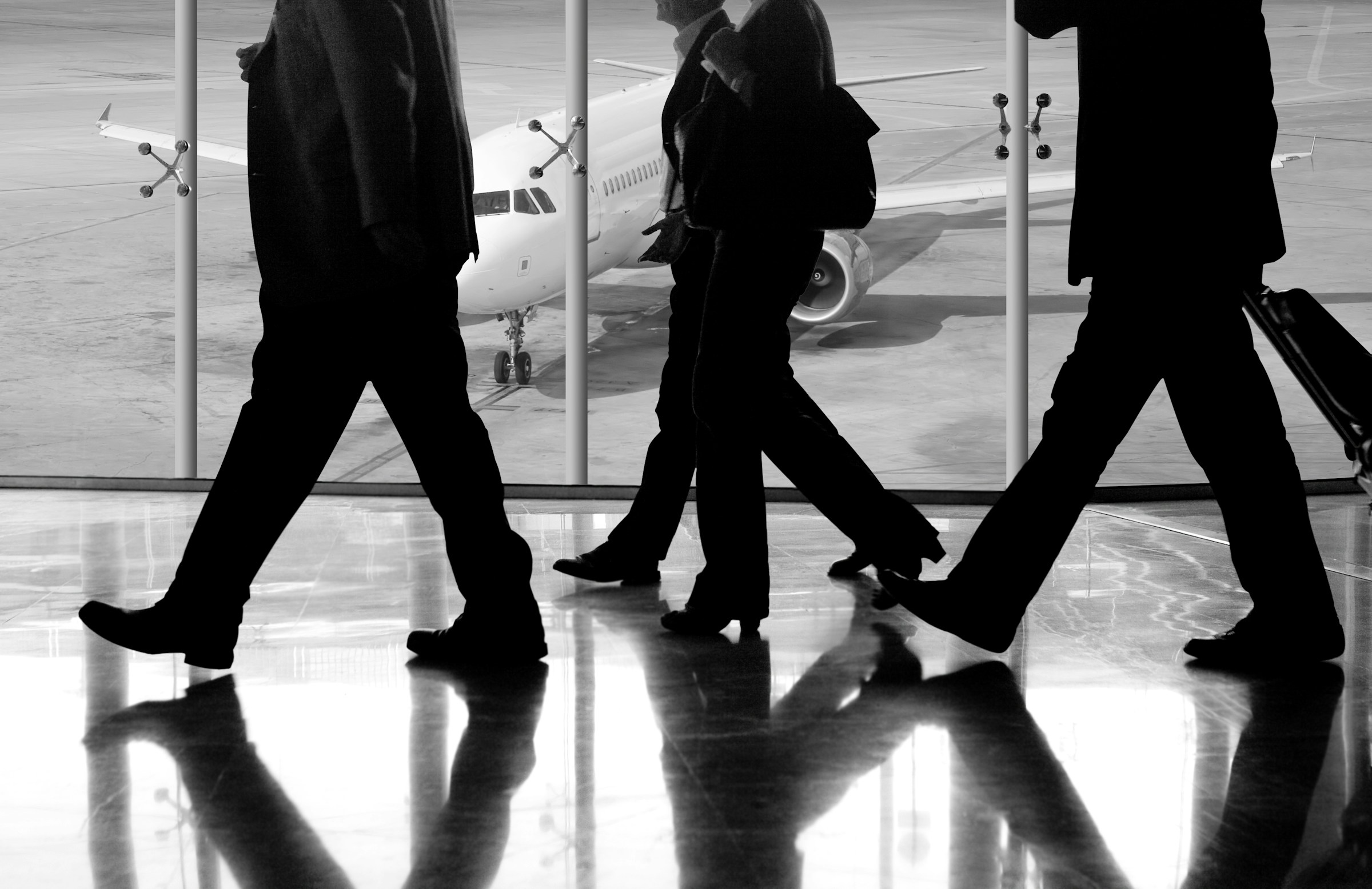 The Modern Business Travel Tech Stack: From GDS Booking to Global eSIM Connectivity
