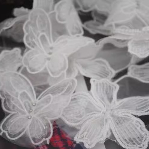 3D Beaded Floral Cloth Decoration BT0017