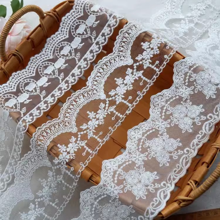 Apple Fabric By The Yard Width 7 cm TF00124