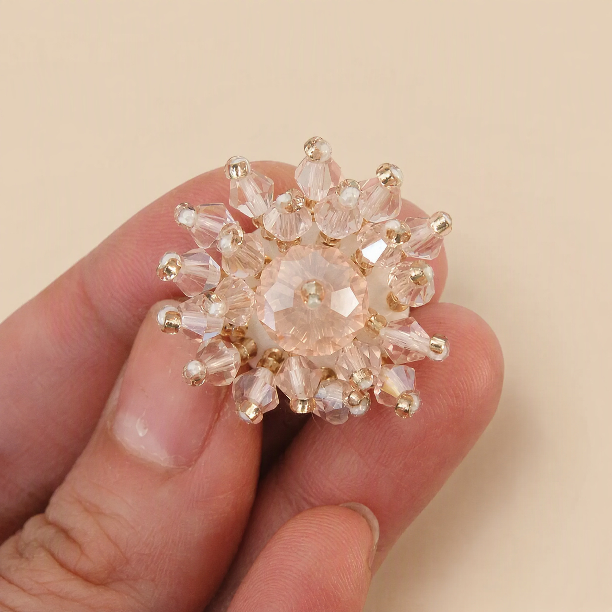 1 Piece 3D Beaded Sequin Flower Applique for Clothing & Accessories BA0088