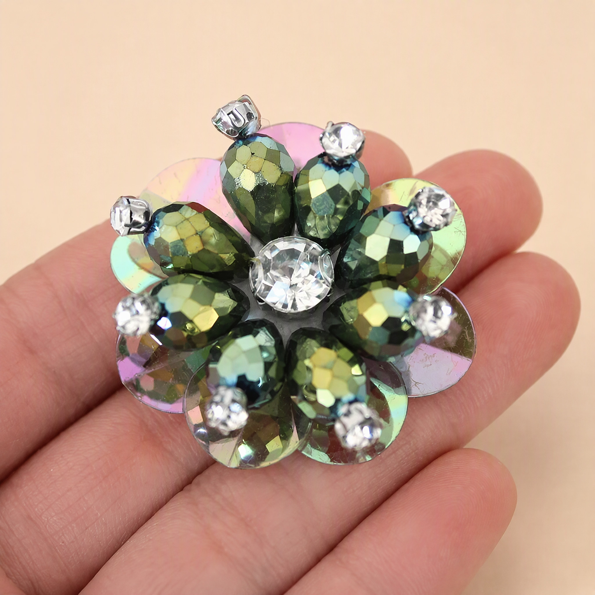 1 Piece 3D Beaded Sequin Flower Applique for Clothing & Accessories BA0088
