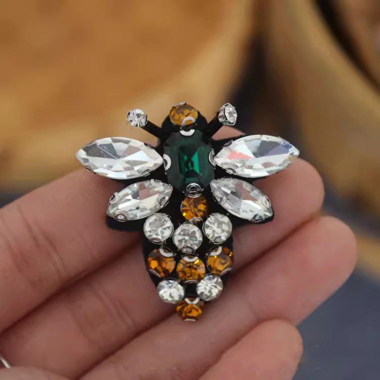 Beaded Accessories Bee Cloth Patch BA0002