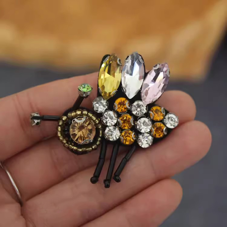 Beaded Accessories Bee Cloth Patch BA0002