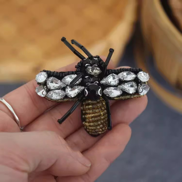 Beaded Accessories Bee Cloth Patch BA0002