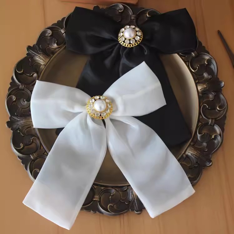 Beaded Collar Bow Tie Brooch BTA0009