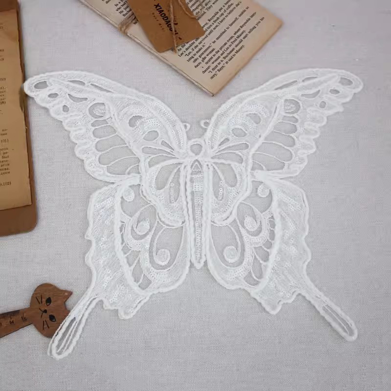 Butterfly Embroidery Patches With Sequins EA0032