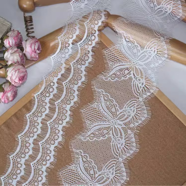 Butterfly Lace Fabric Width 10-14 cm LT0441