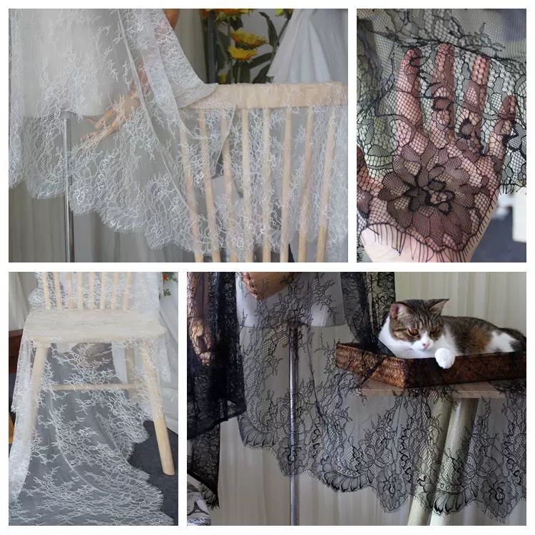 Chantilly White Lace Width 77 cm CHL0135