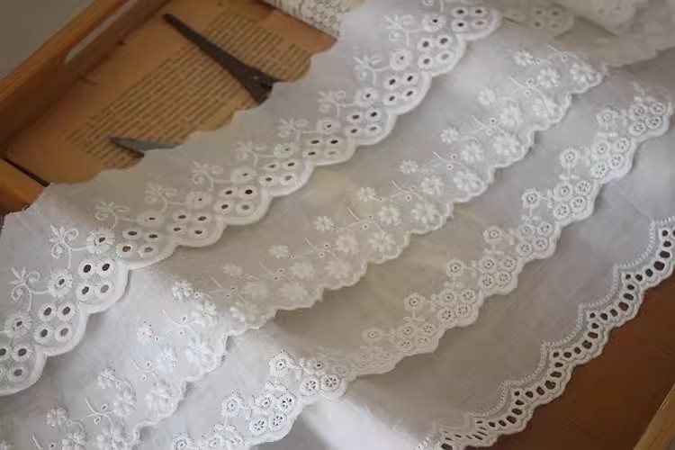 Cotton Fabric With Embroidery Width 7 cm EF0106