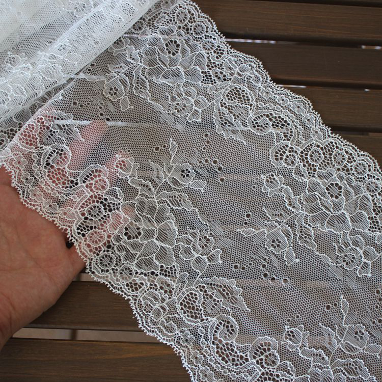 Designer Elastic Lace Trim Width 18-19 cm LT0398