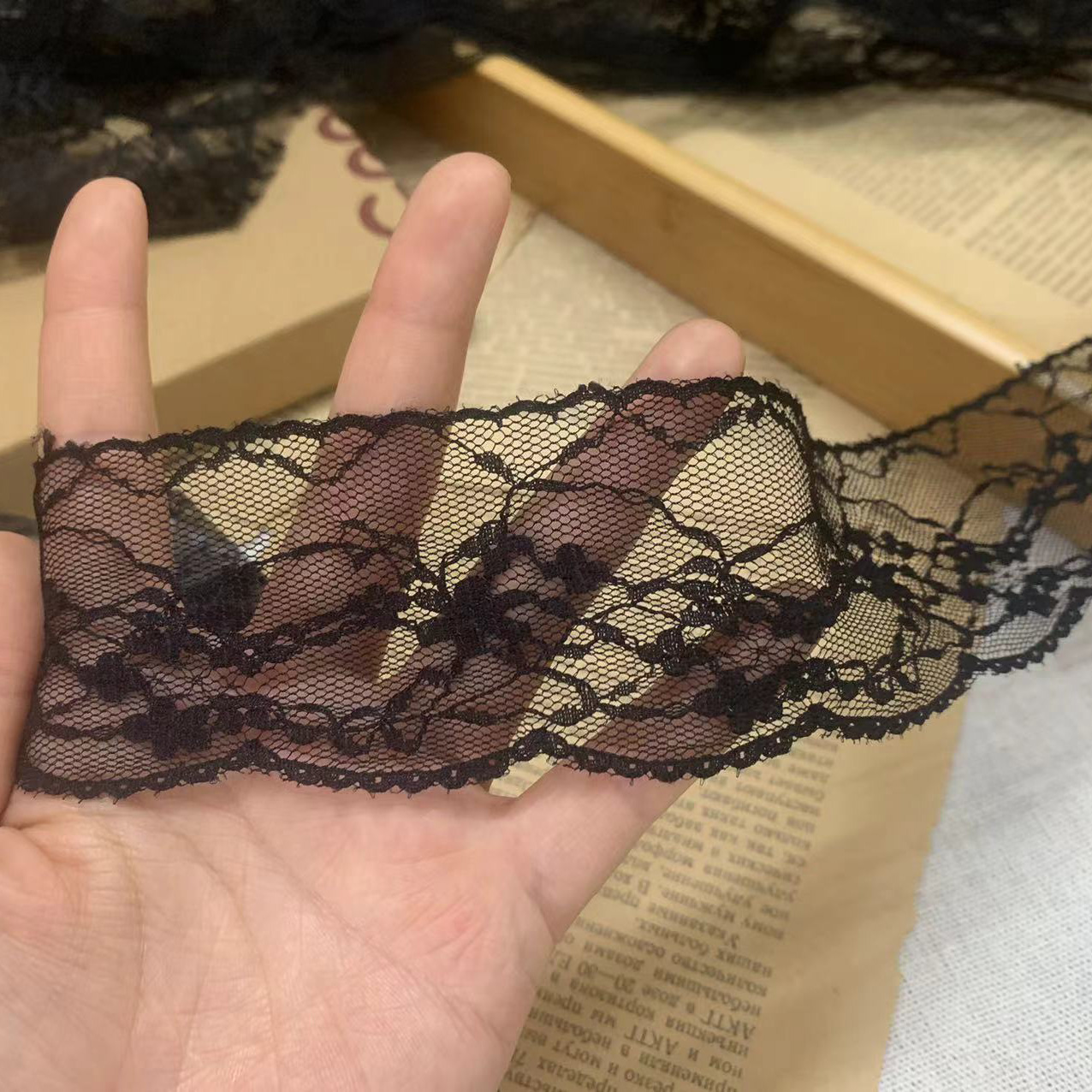 Dress Hem Lace Trim Width 5-11 cm LT0264