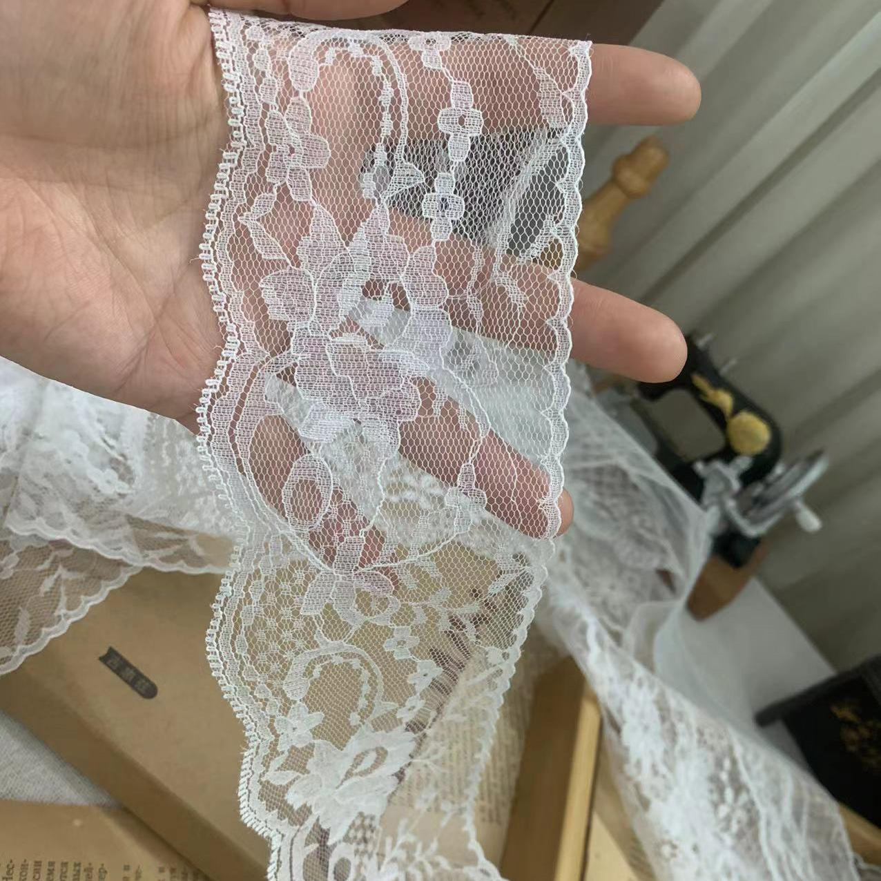 Dress Hem Lace Trim Width 5-11 cm LT0264