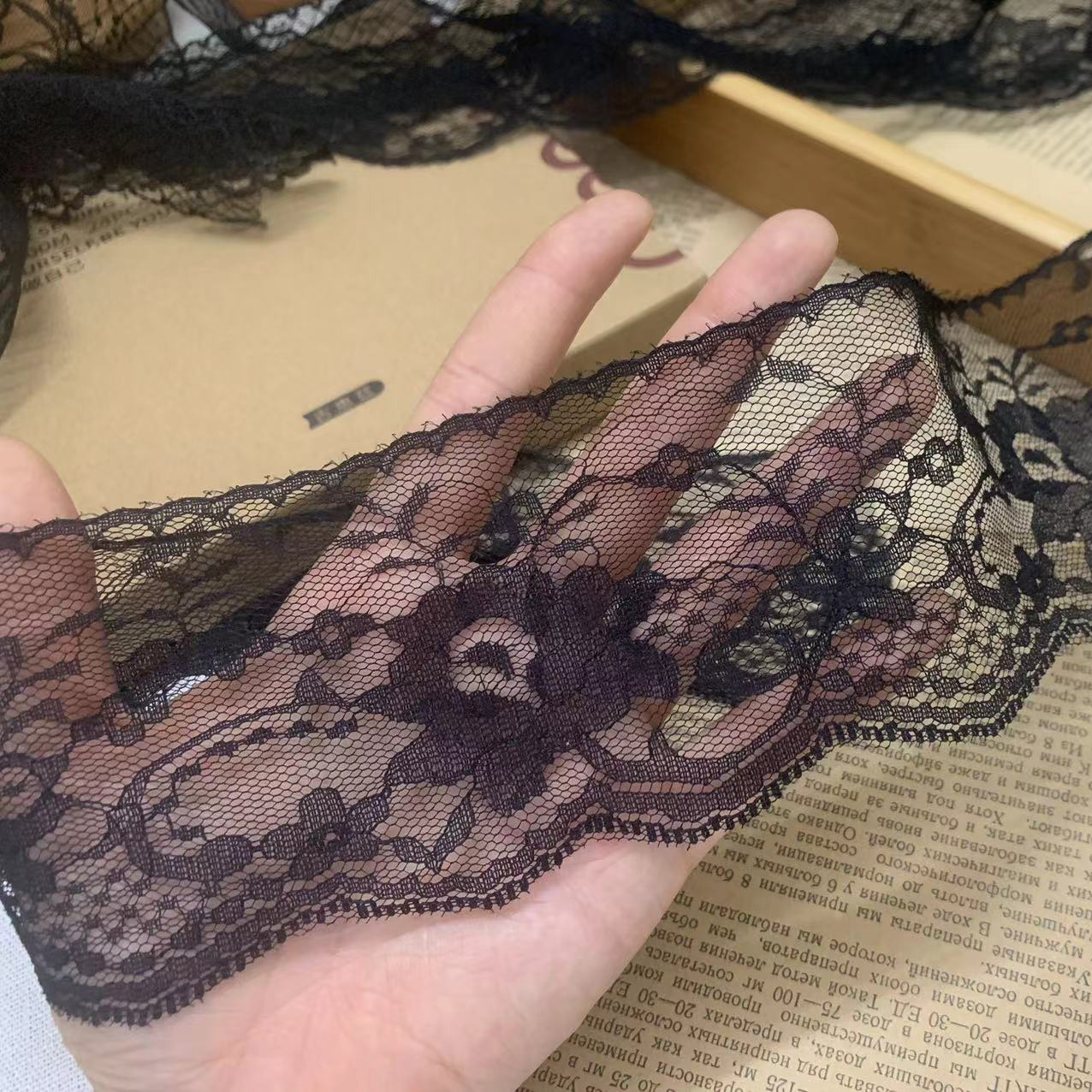 Dress Hem Lace Trim Width 5-11 cm LT0264