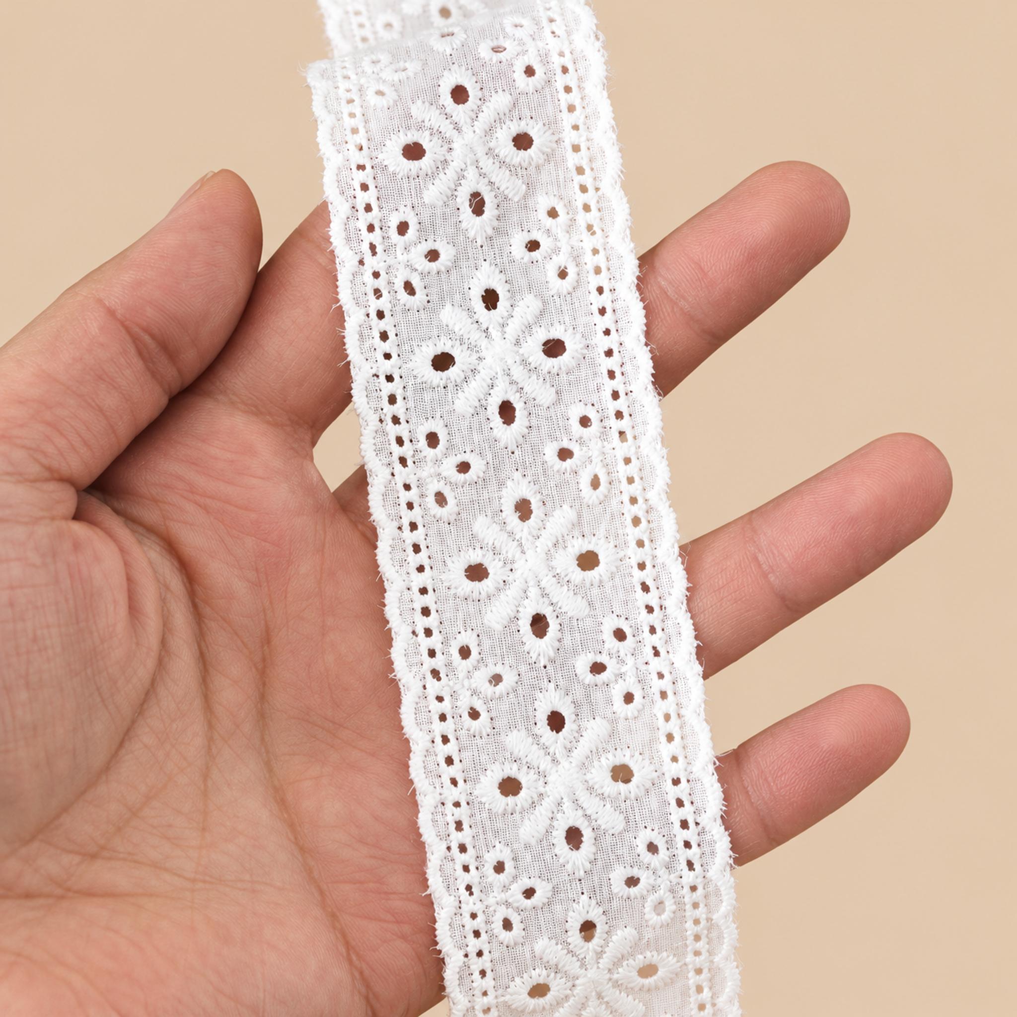 1 Meter White Floral Eyelet Lace Trim for Garment Inserts Width 3-4 cm EF0053