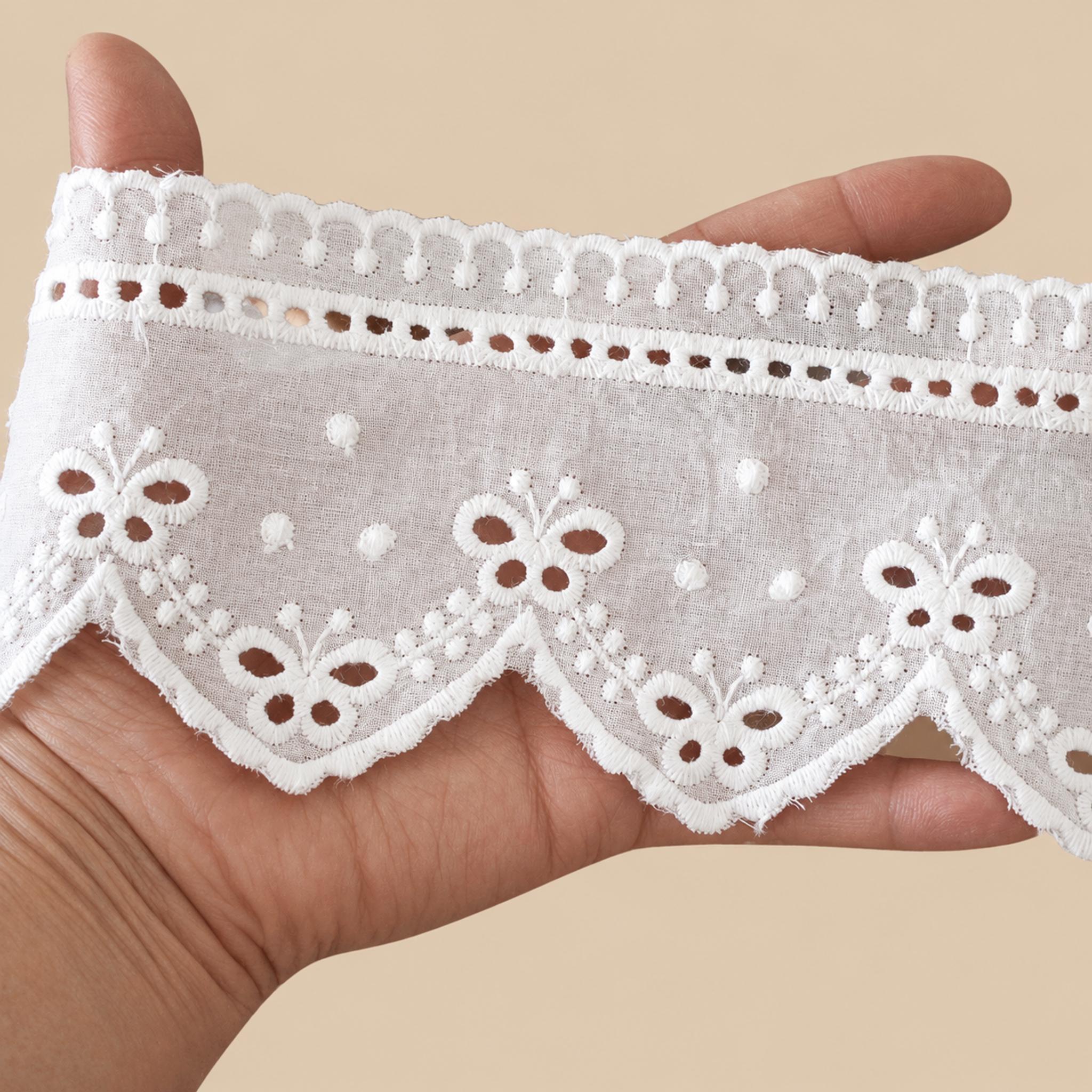 1 Meter Cotton Floral Embroidered Lace Trim for Dress Hems Width 8 cm EF0112