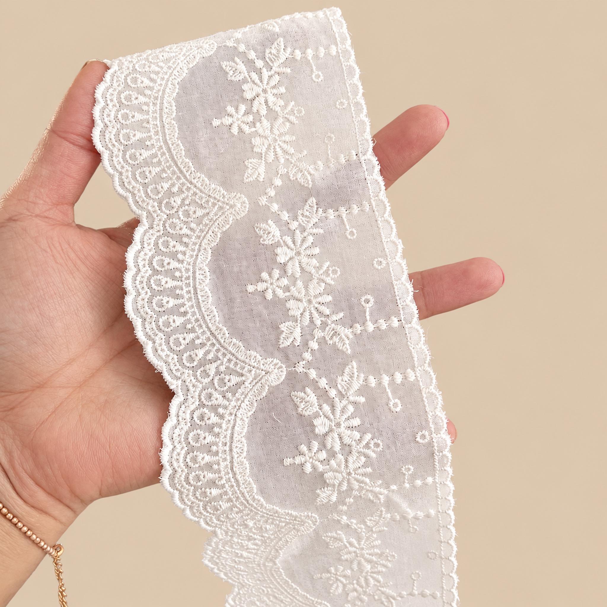 1 Meter Cotton Floral Embroidered Lace Trim for Dress Hems Width 8 cm EF0112