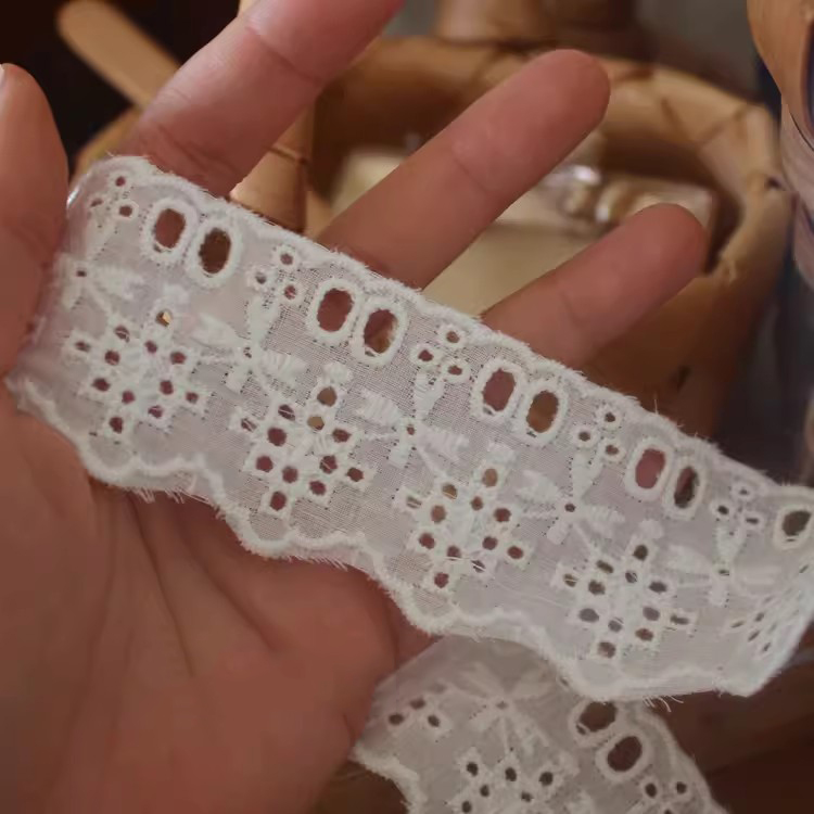 Embroidered Cotton Fabric Width 5 cm EF0116