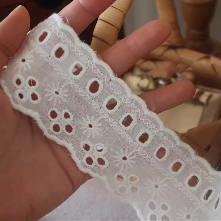 Embroidered Cotton Fabric Width 5 cm EF0116