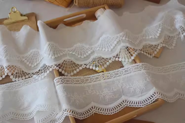 Embroidered Eyelet Fabric Width 11-18 cm EF0115