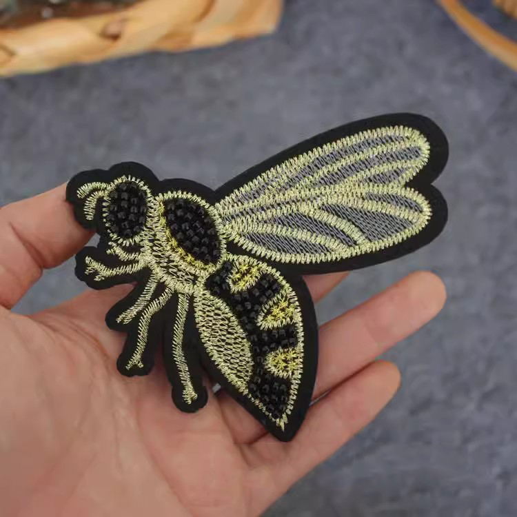 Embroidery Accessories Bead Bees EA0002