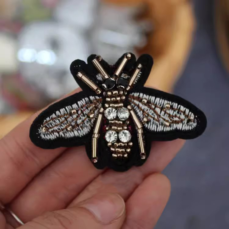 Embroidery Accessories Bead Bees EA0002