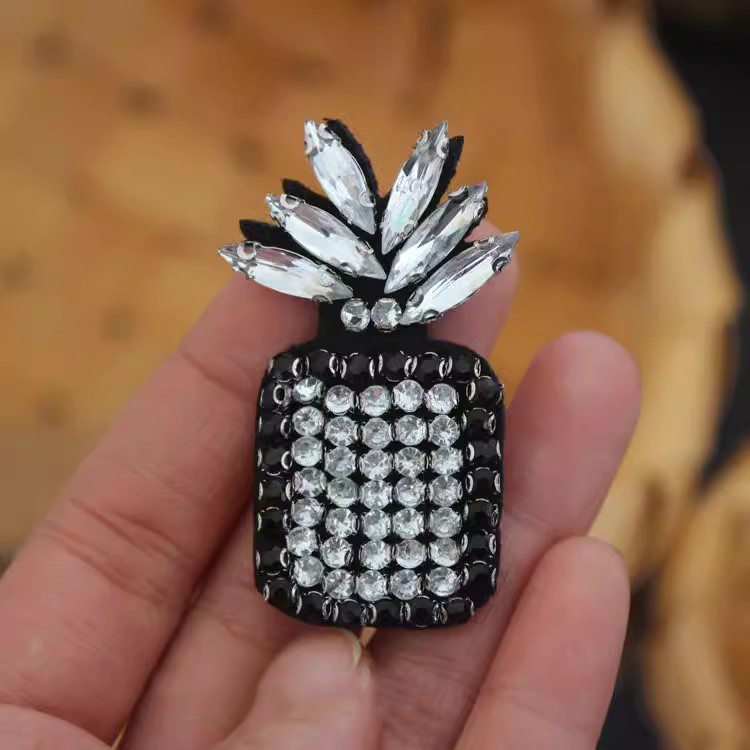 Embroidery Beaded Cloth Patch EA0010