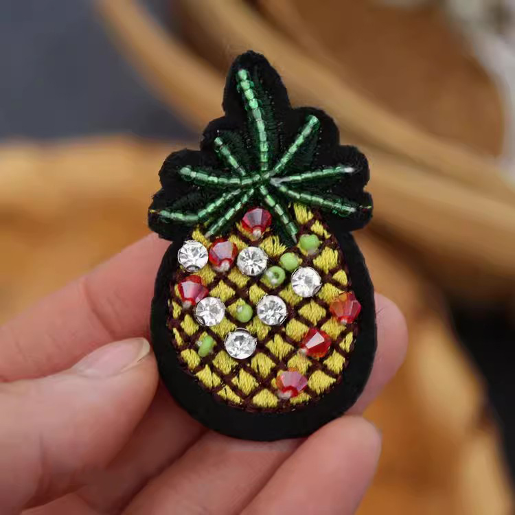 Embroidery Beaded Cloth Patch EA0010