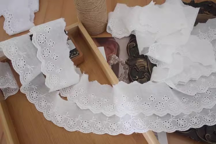 Embroidery Eyelet Lace Width 4-6 cm EF0026-Lace Fabric Shop