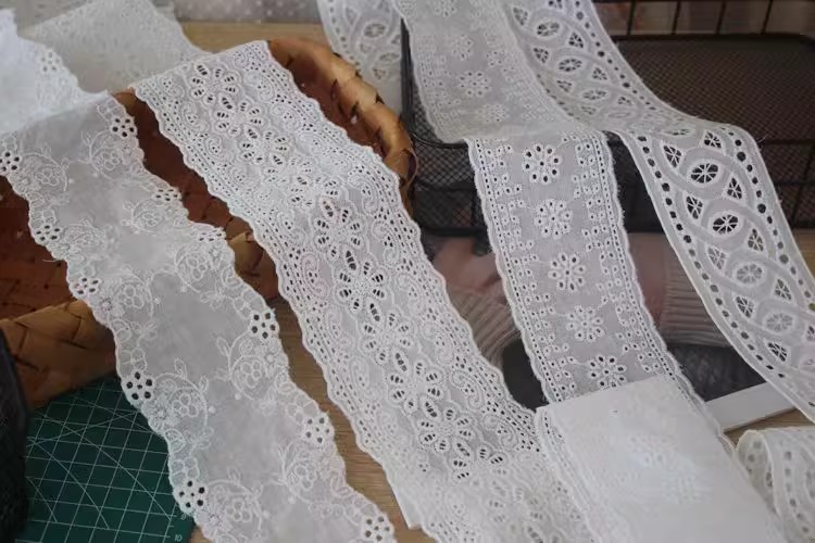 Embroidery Eyelet Trim Width 6-8 cm EF0012-Lace Fabric Shop