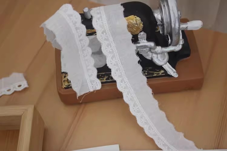 Embroidery Lace Trimming Width 2-4 cm EF0099-Lace Fabric Shop