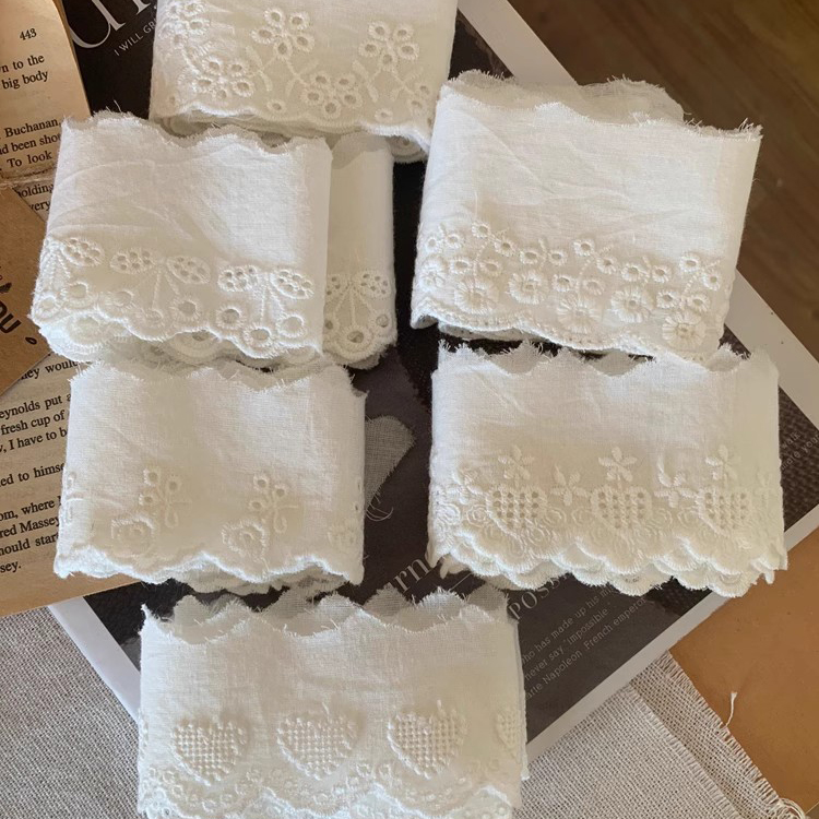 Eyelet Embroidery Cotton Fabric Width 5 cm EF0105