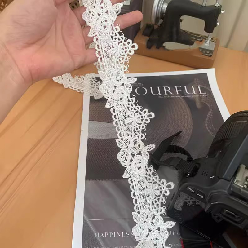 Fabric Edge Trim Lace 1 Yard Width 6 cm LT0477