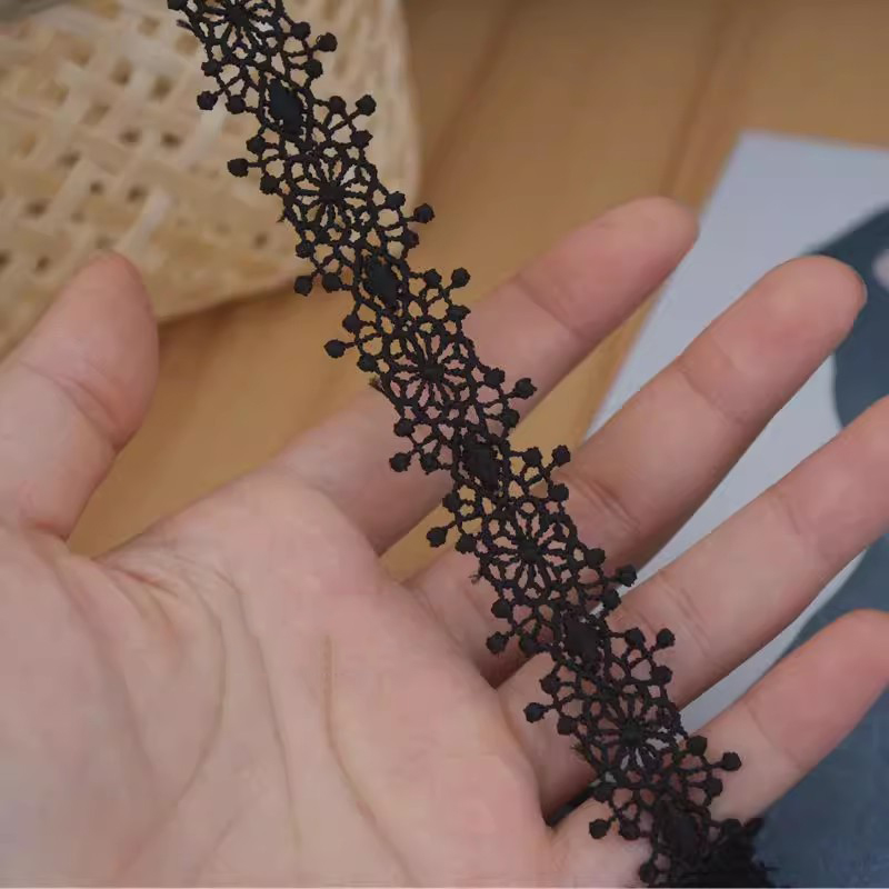 Fabric Trim Lace 1 Yard Width 1-2 cm LT0472