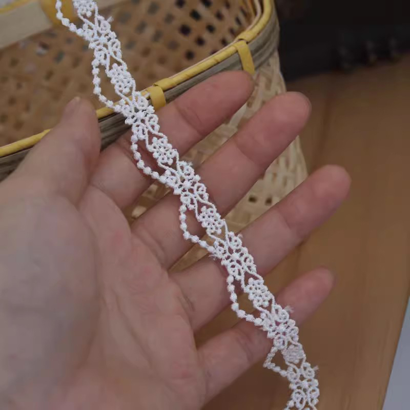 Fabric Trim Lace 1 Yard Width 1-2 cm LT0472