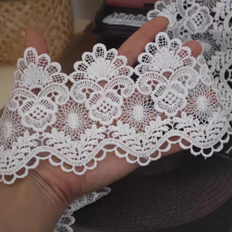 Fabric Trims Lace 1 Yard Width 8-15 cm LT0474