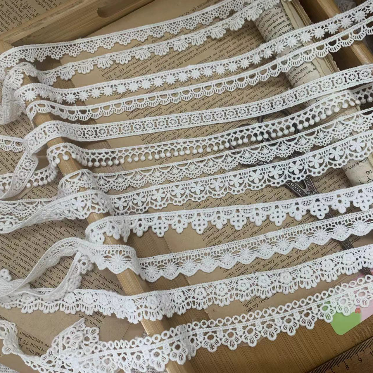 Floral Guipure Lace Trim Width 1-2 cm LT0027
