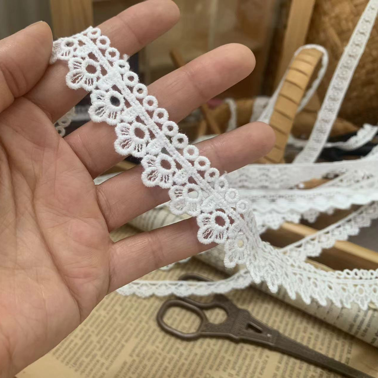 Floral Guipure Decorative Lace Trim Ribbon for Sewing & DIY Crafts Width 1-2 cm LT0027 - Lace Fabric Shop
