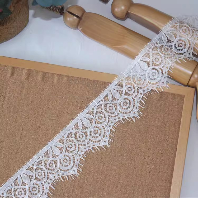 Flower Pattern Fabric Width 6-8 cm LT0445