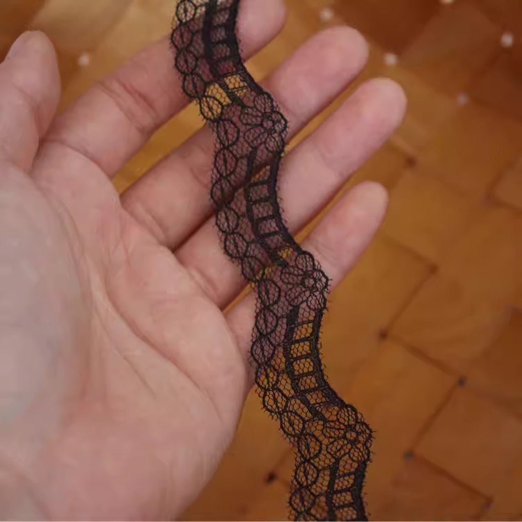 Gold Lace Trim Strap 3 Yards Width 1 cm LT0459