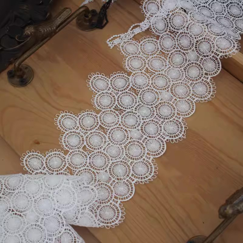 Guipure Lace Trim 1 Yard Width 9-12 cm LT0473