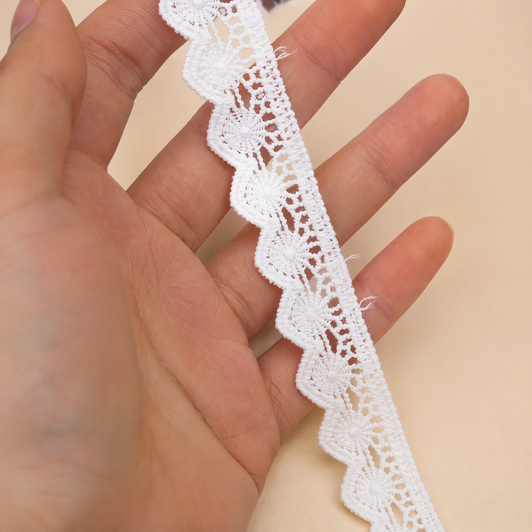 1 Meter Floral Guipure Lace Trim for DIY Crafts Width 1-2 cm LT0027