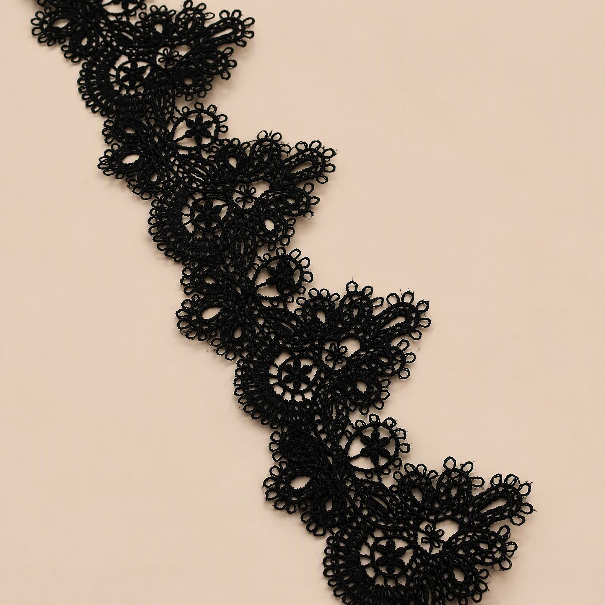 1 Meter White Black Lace Trim for Bridal Gowns Width 5-7 cm LT0103