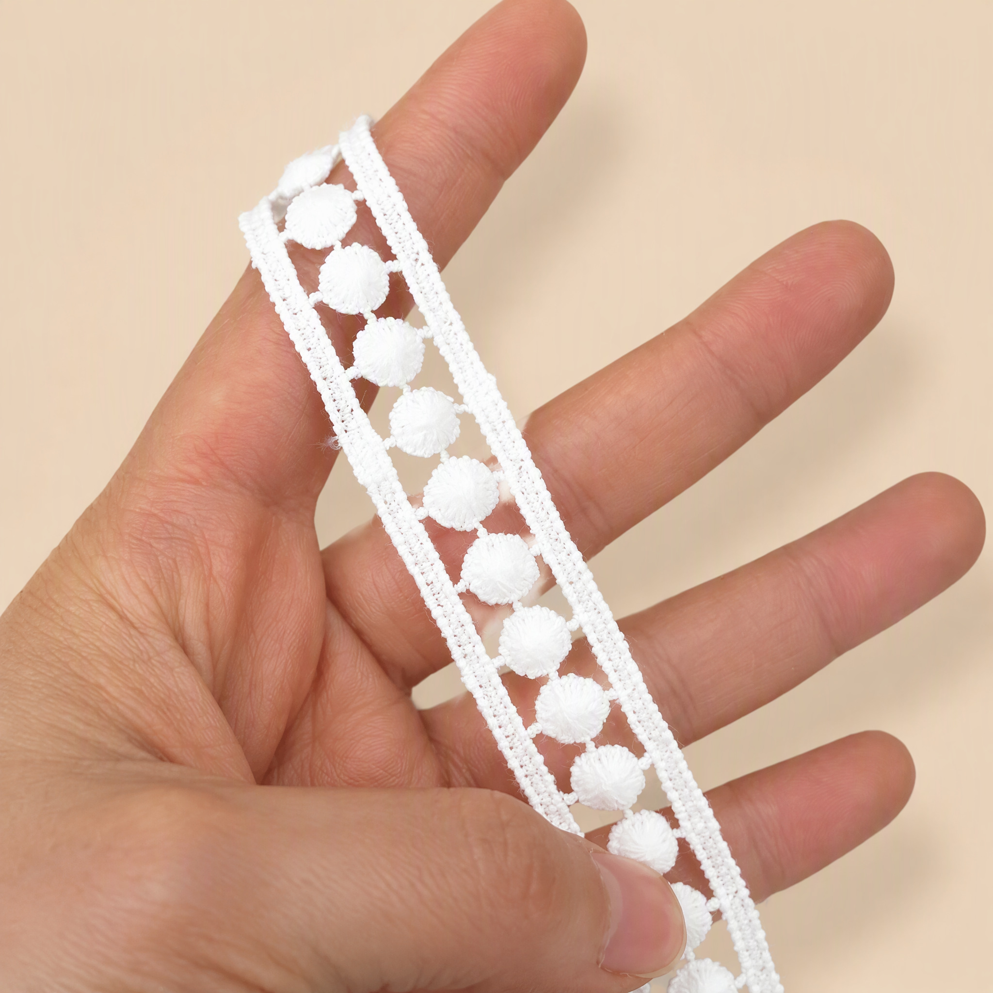 1 Meter White Decorative Lace Trim for Clothing Edges & DIY Crafts Width 1-3 cm LT0161