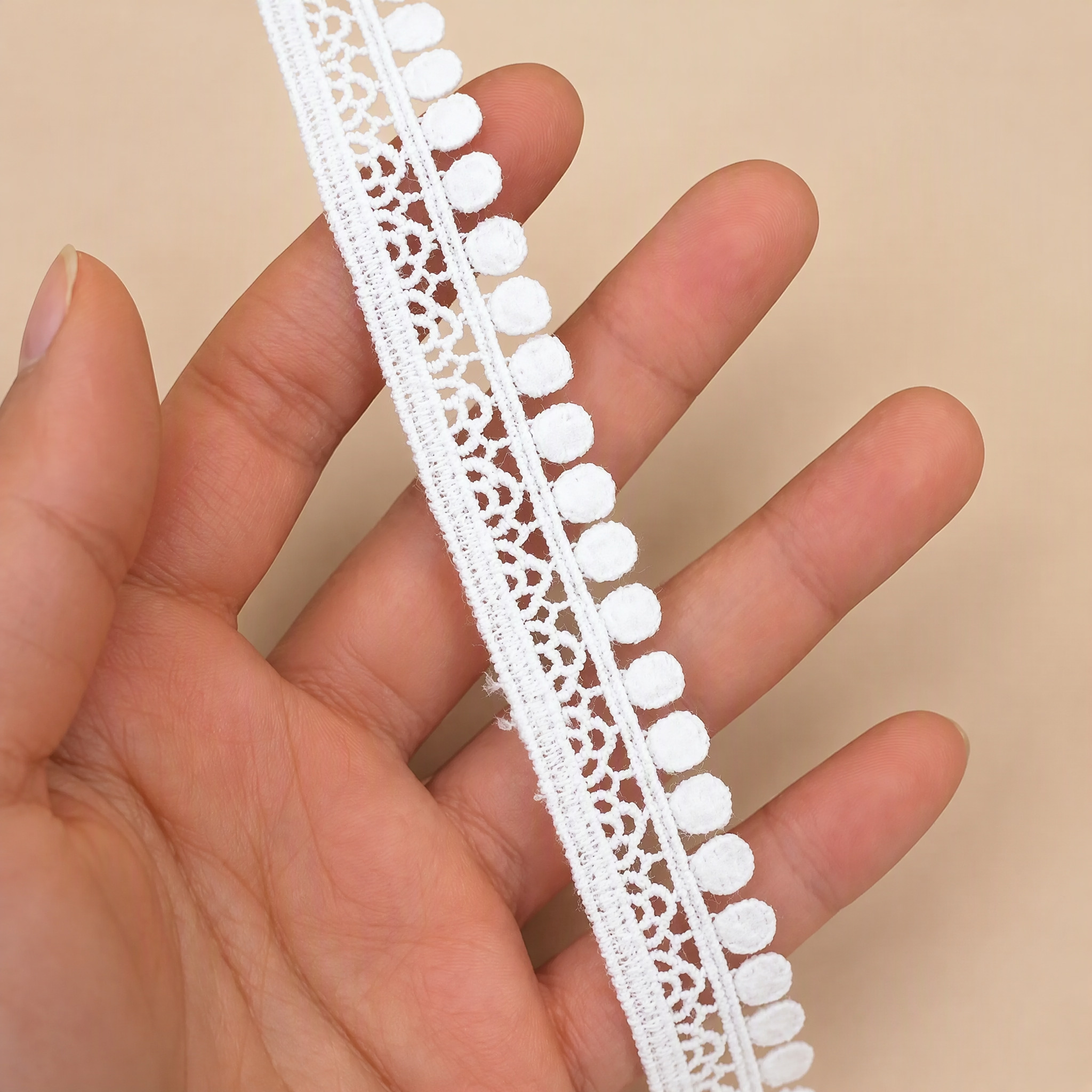 1 Meter White Decorative Lace Trim for Clothing Edges & DIY Crafts Width 1-3 cm LT0161
