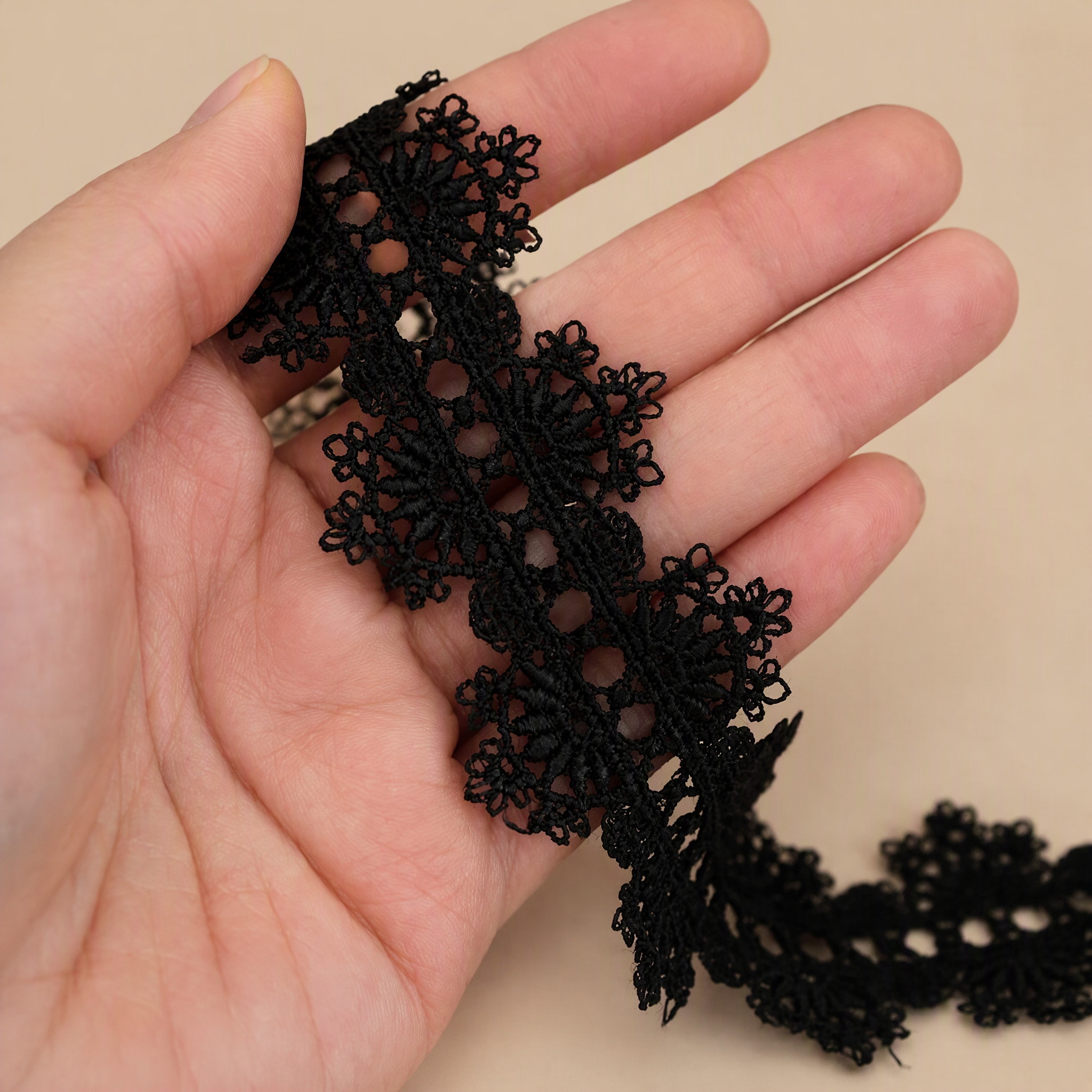 1 Meter Guipure Lace Trim for Lingerie Details Width 3-4 cm LT0211