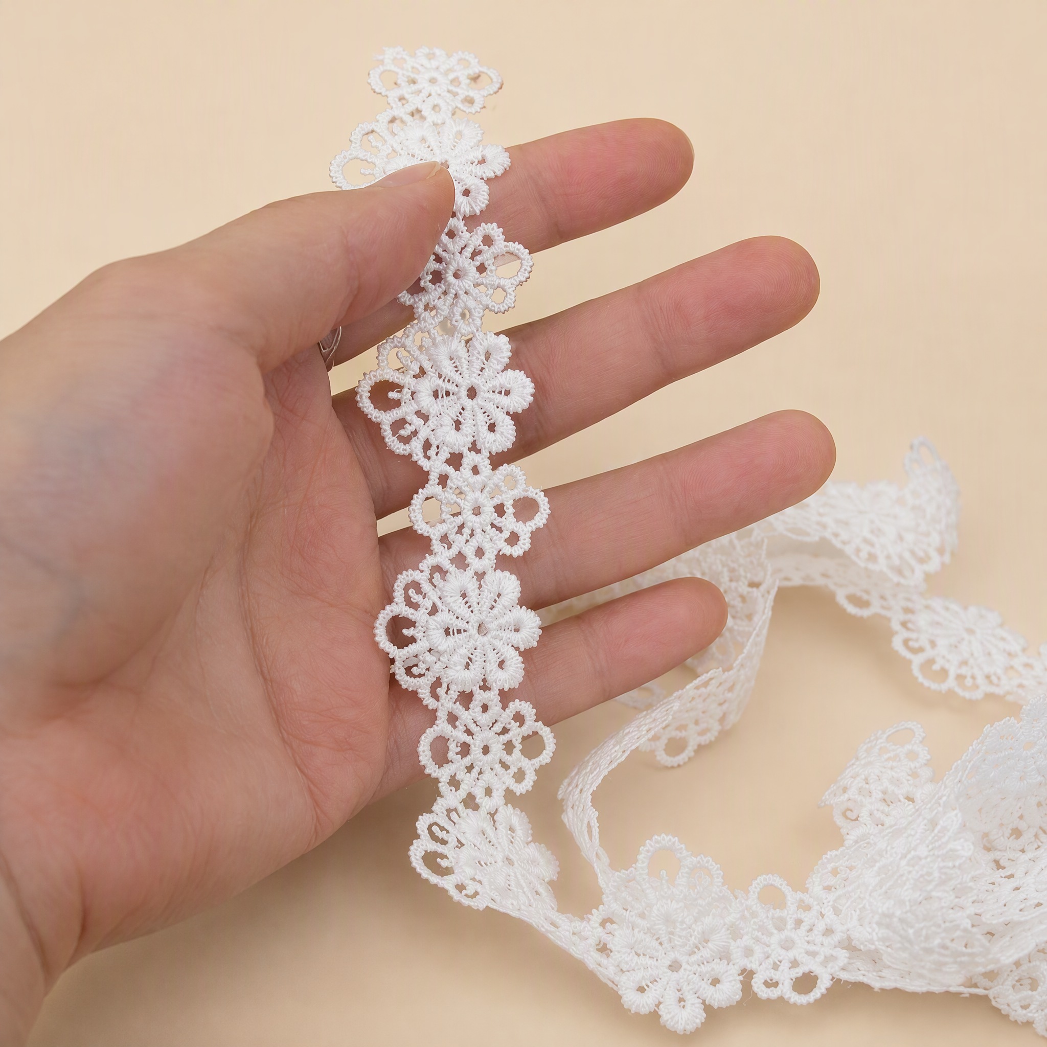 1 Meter Decorative Lace Trim for Bridal Belts Width 2-3 cm LT0301