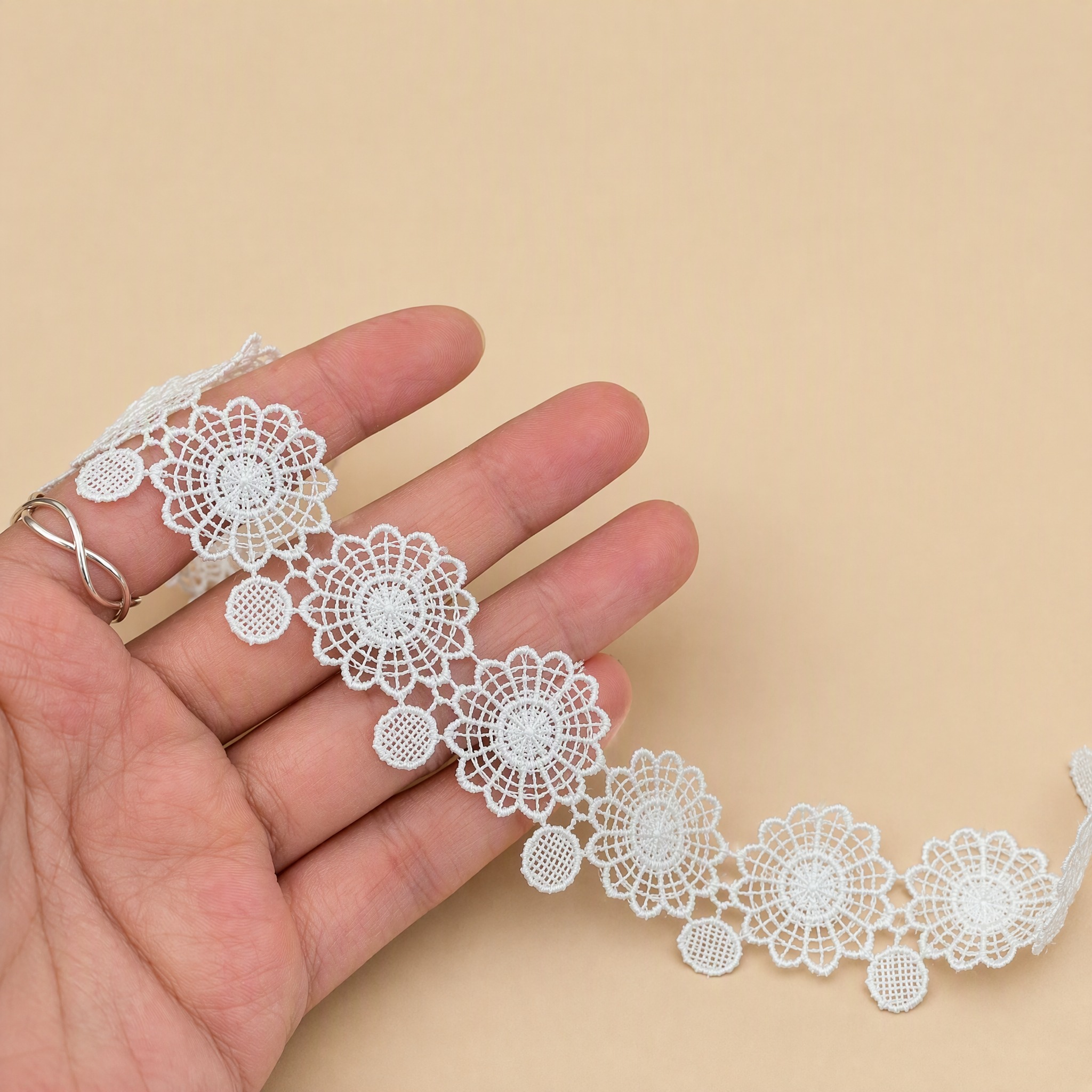 1 Meter Decorative Lace Trim for Bridal Belts Width 2-3 cm LT0301
