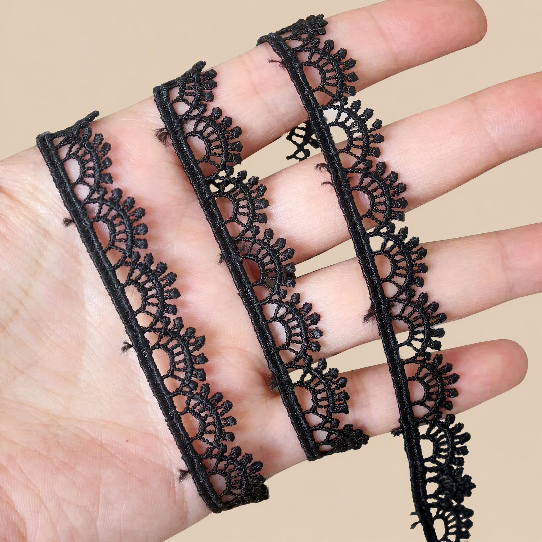 1 Meter Hollow Lace Trim for Garment Embellishment Width 1 cm LT0356